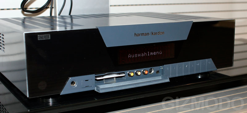 Illustration for article titled Harmon Kardon DVC600 Home Theater/Blu-ray Center Records 8 Simultaneous HD Channels